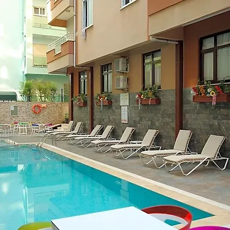 فندق Saray 3*
